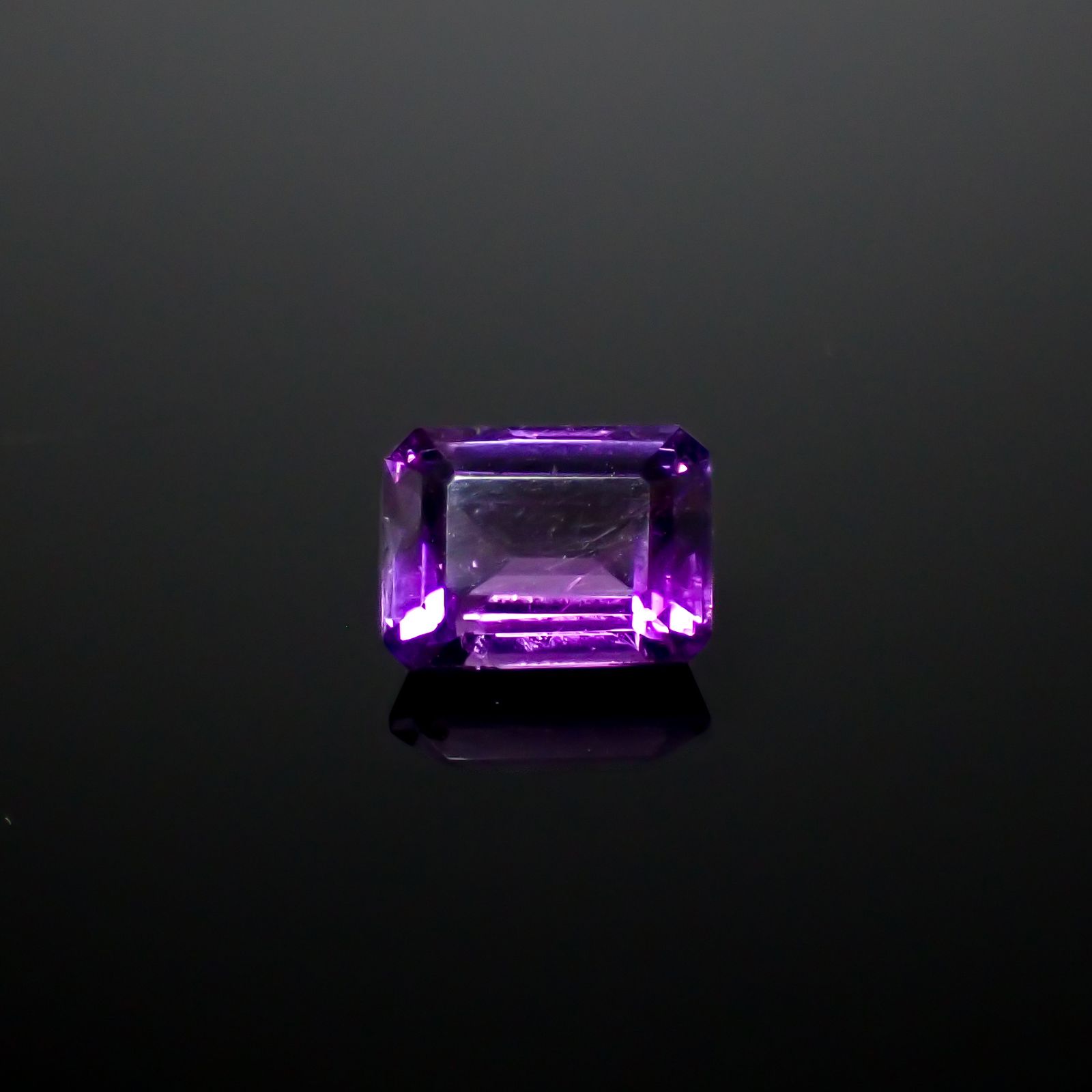 カラーシフトアメジスト ブラジル/ウルグアイ産 1.69ct [241229654]8x6mm前後