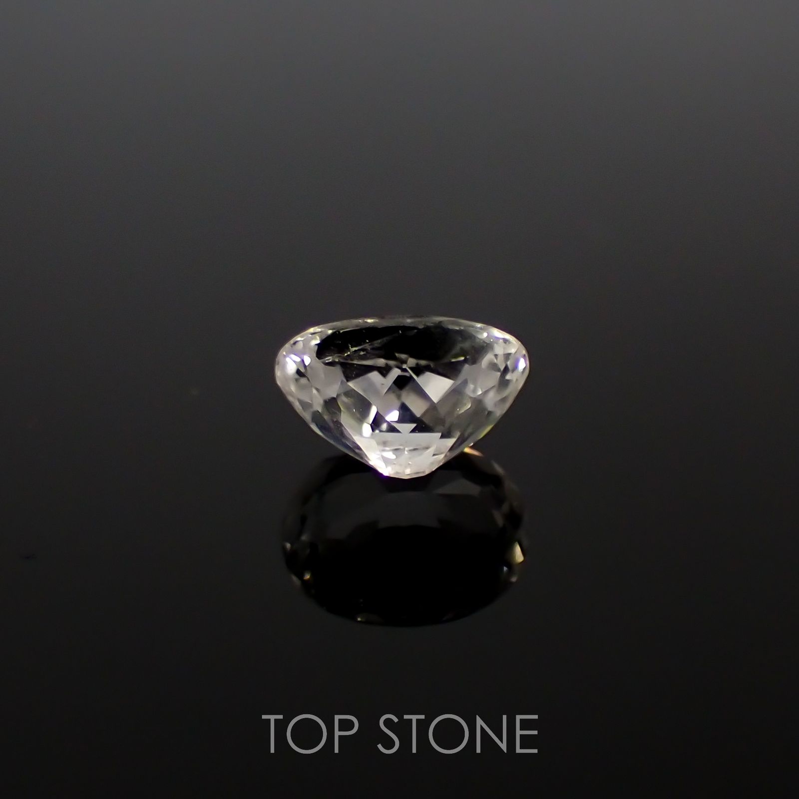 フェナカイト(宝石名フェナカイト)ロシア産 1.33ct 識別済[220515732]7.8x6.2mm前後