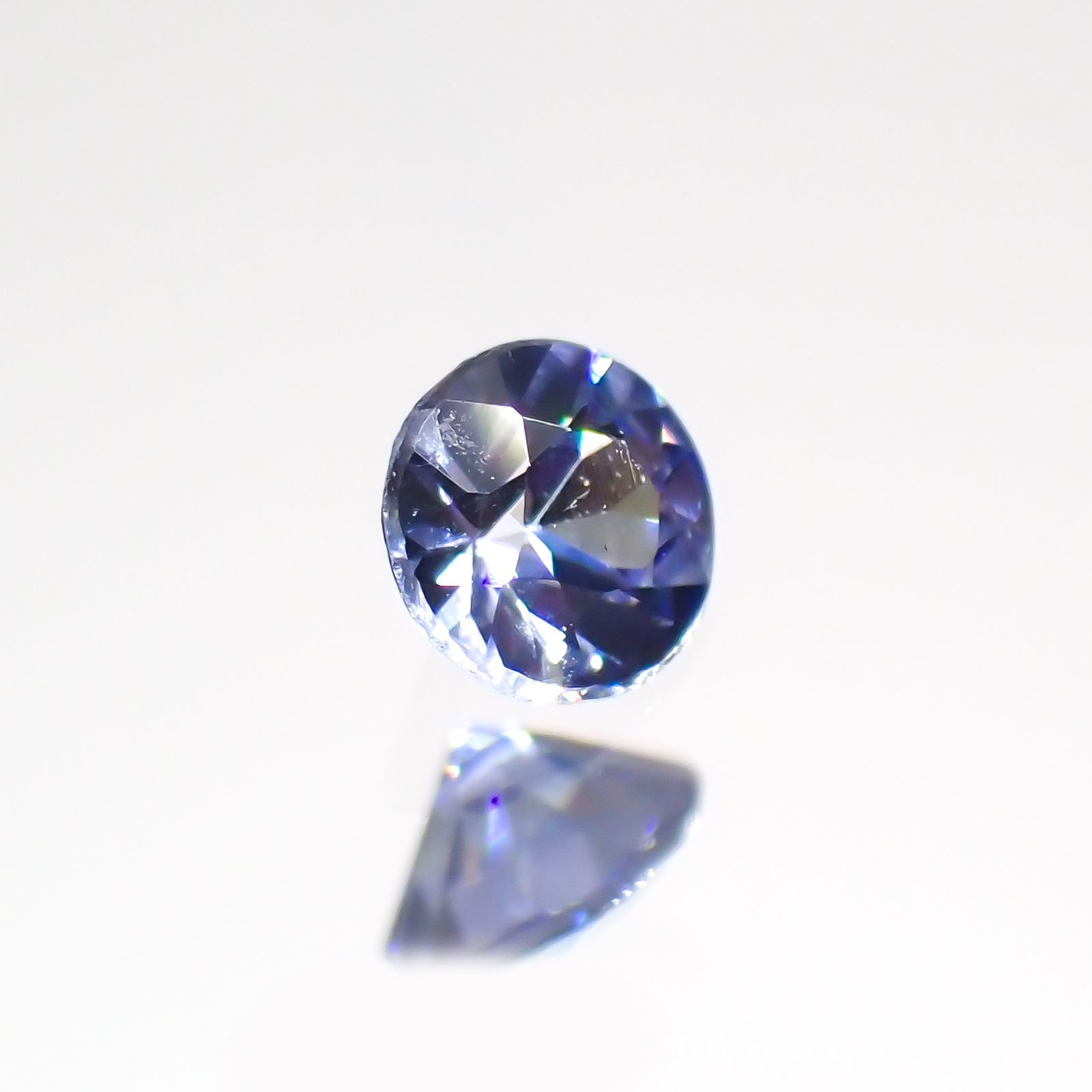 ベニトアイト(宝石名ベニトアイト)アメリカ・カリフォルニア州産 0.095ct 識別済[220114203]2.9x2.7mm前後