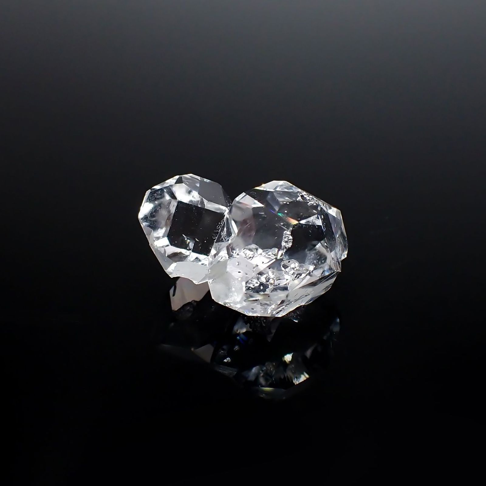 ハーキマーダイヤモンド 原石 アメリカ・ニューヨーク州産 20.37ct / 18.8x16.1mm前後 [251125122]