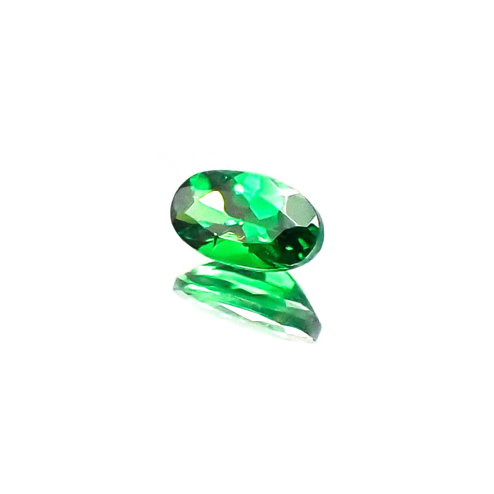 ツァボライト(宝石名グリーン グロッシュラー・ガーネット)タンザニア産 0.24ct 識別済[250622382]5x2.8mm前後
