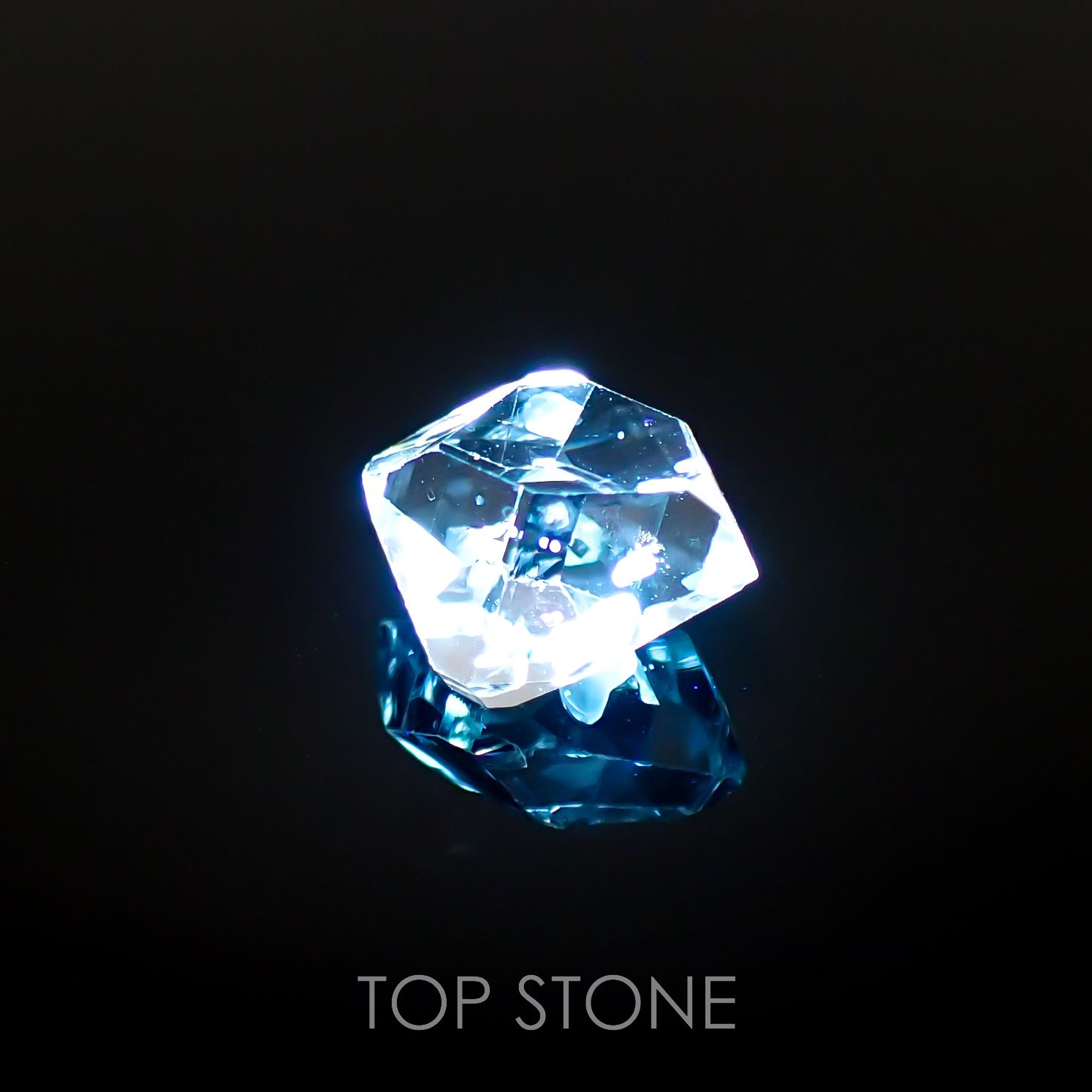 オイルインクォーツ 原石 パキスタン産 2.77ct[220917685]11x8.6mm前後