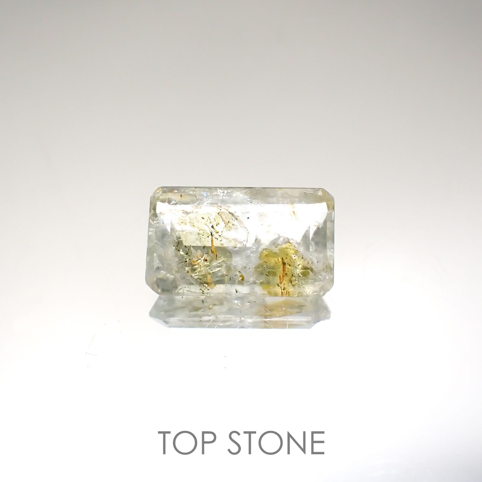 オーロラアクアマリン ブラジル産 1.93ct[220114410]10.4x6.2mm前後