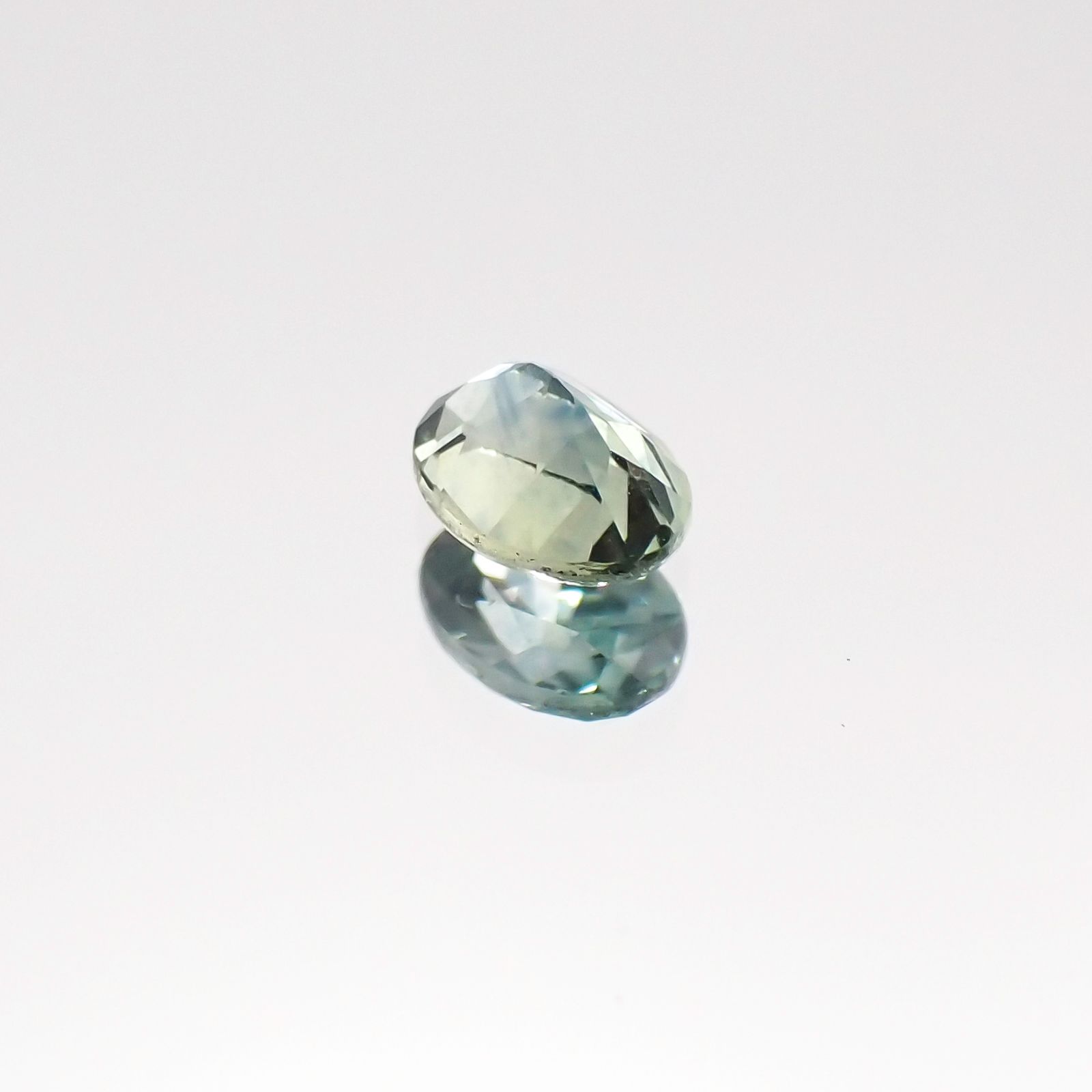 モンタナサファイア アメリカ産 ルース 0.25ct[20116713]4.2×3mm前後