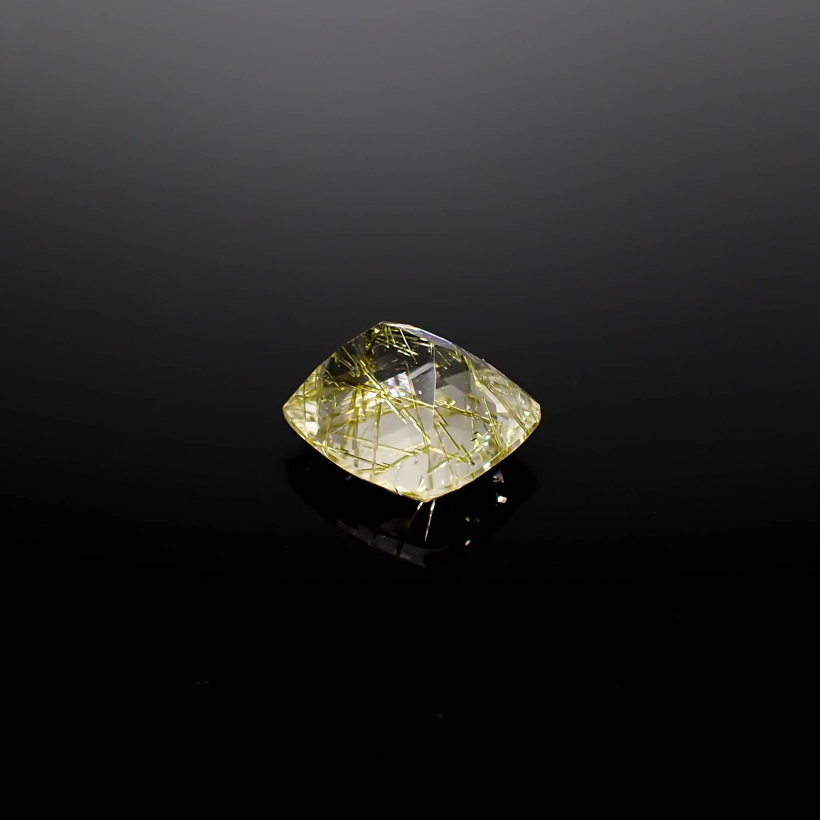 エピドートインクォーツ ブラジル産 6.11ct[240728464]12x10.7mm前後
