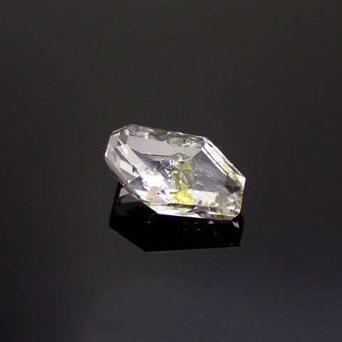 ◇カスタムカット◇オイルインクォーツ パキスタン産 0.78ct / 8.6x5.5mm前後 [240218544]