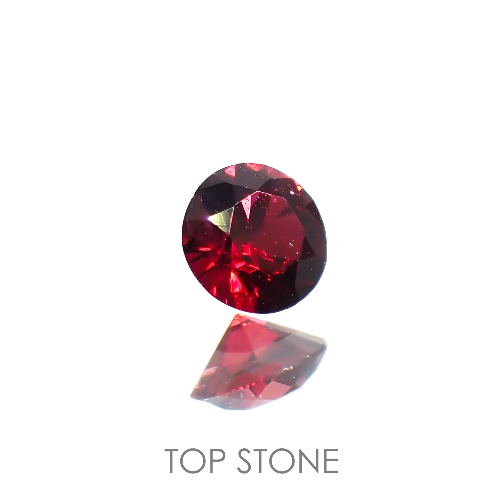 レッドスピネル(宝石名レッド・スピネル)タンザニア産 0.16ct 識別済[220114321]3.3x3.3mm前後