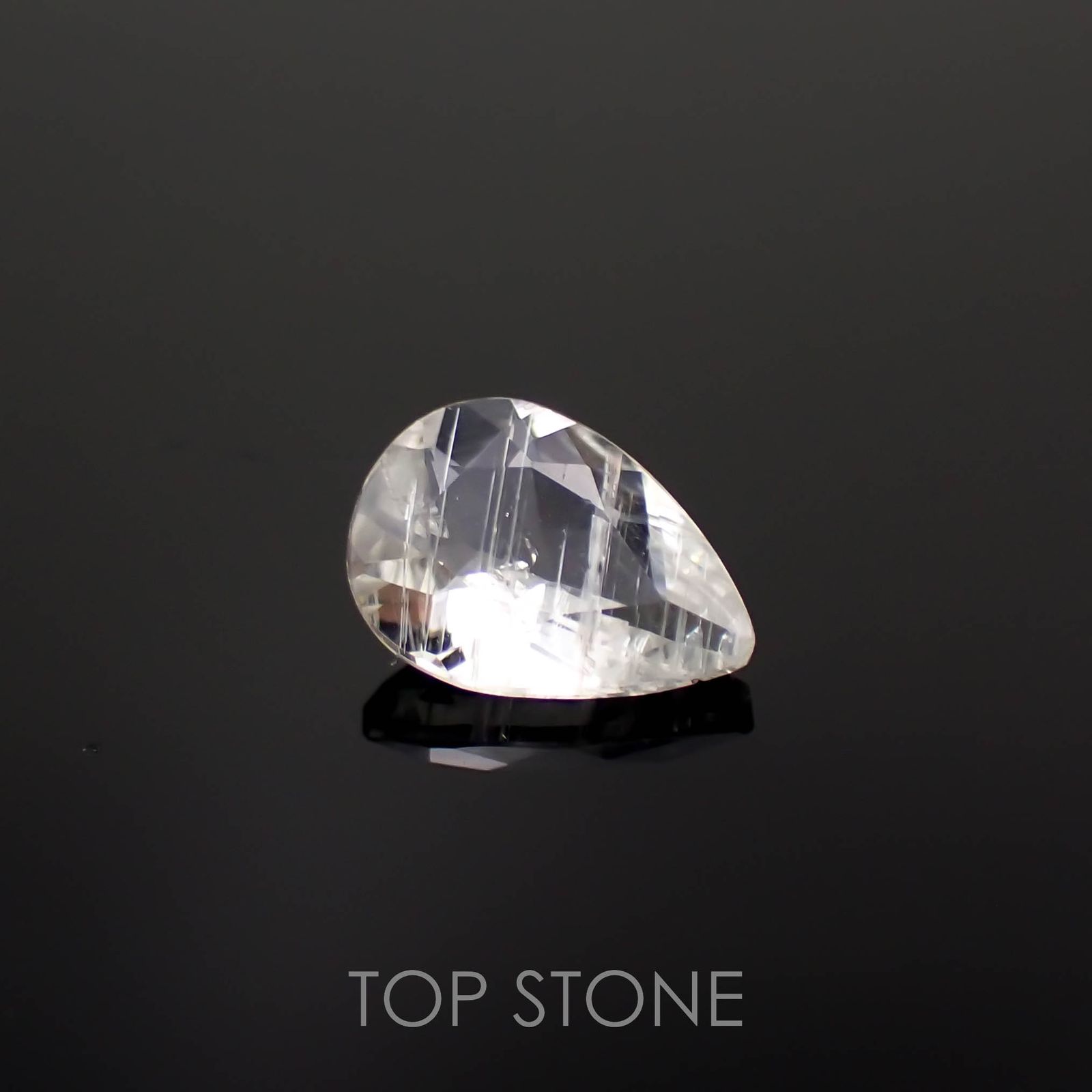 オリゴクレース(宝石名オリゴクレース)ブラジル産 1.05ct 識別済[221219442]8.9x6.5mm前後