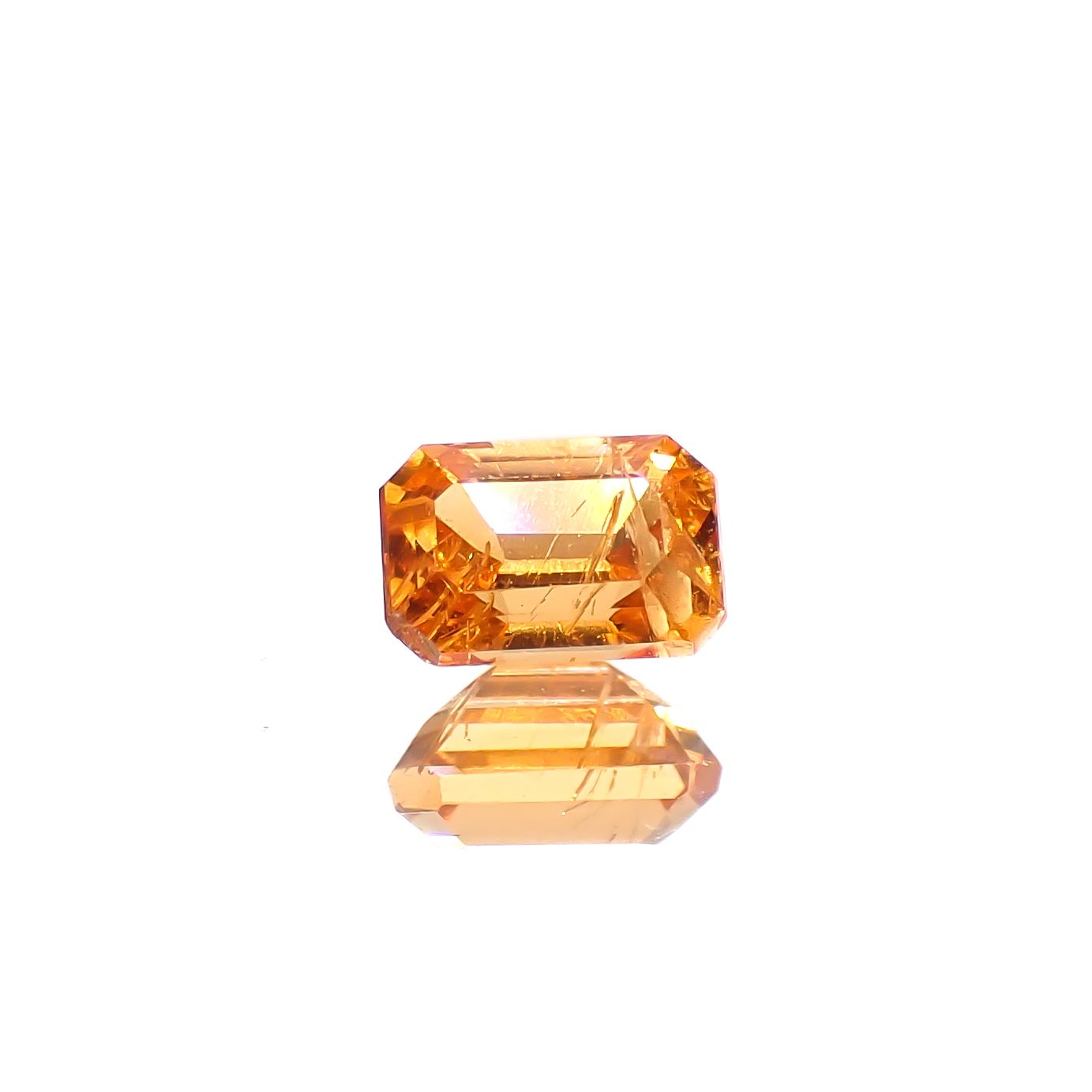 マンダリンガーネット マダガスカル産 0.25ct[240628221]3.8x2.5mm前後