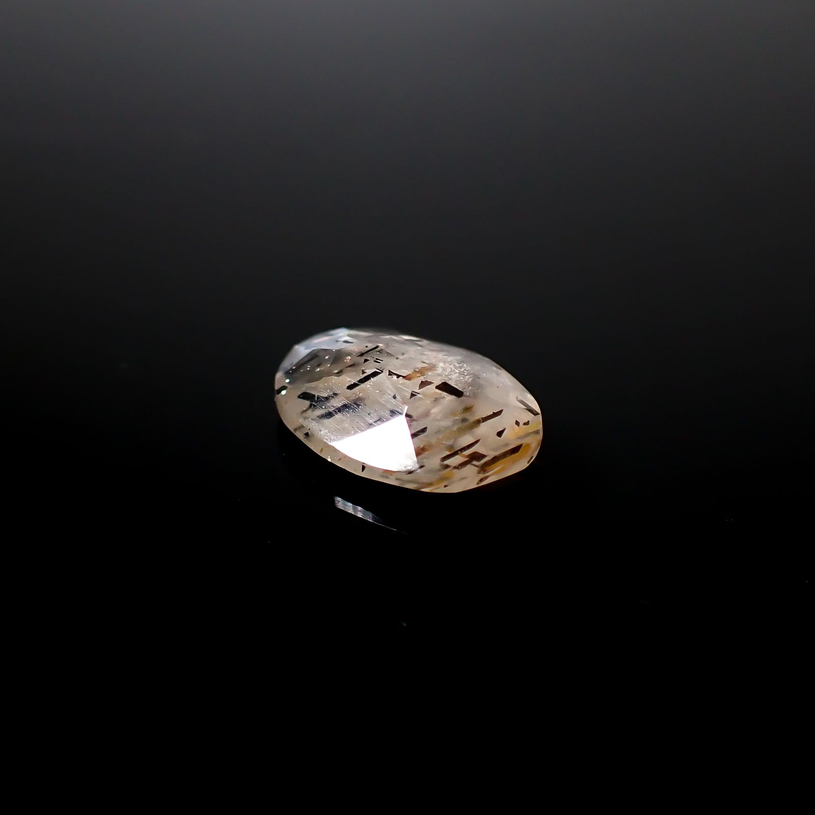 レインボーラティスサンストーン オーストラリア産 1.79ct [250229850]11.1x7.7mm前後