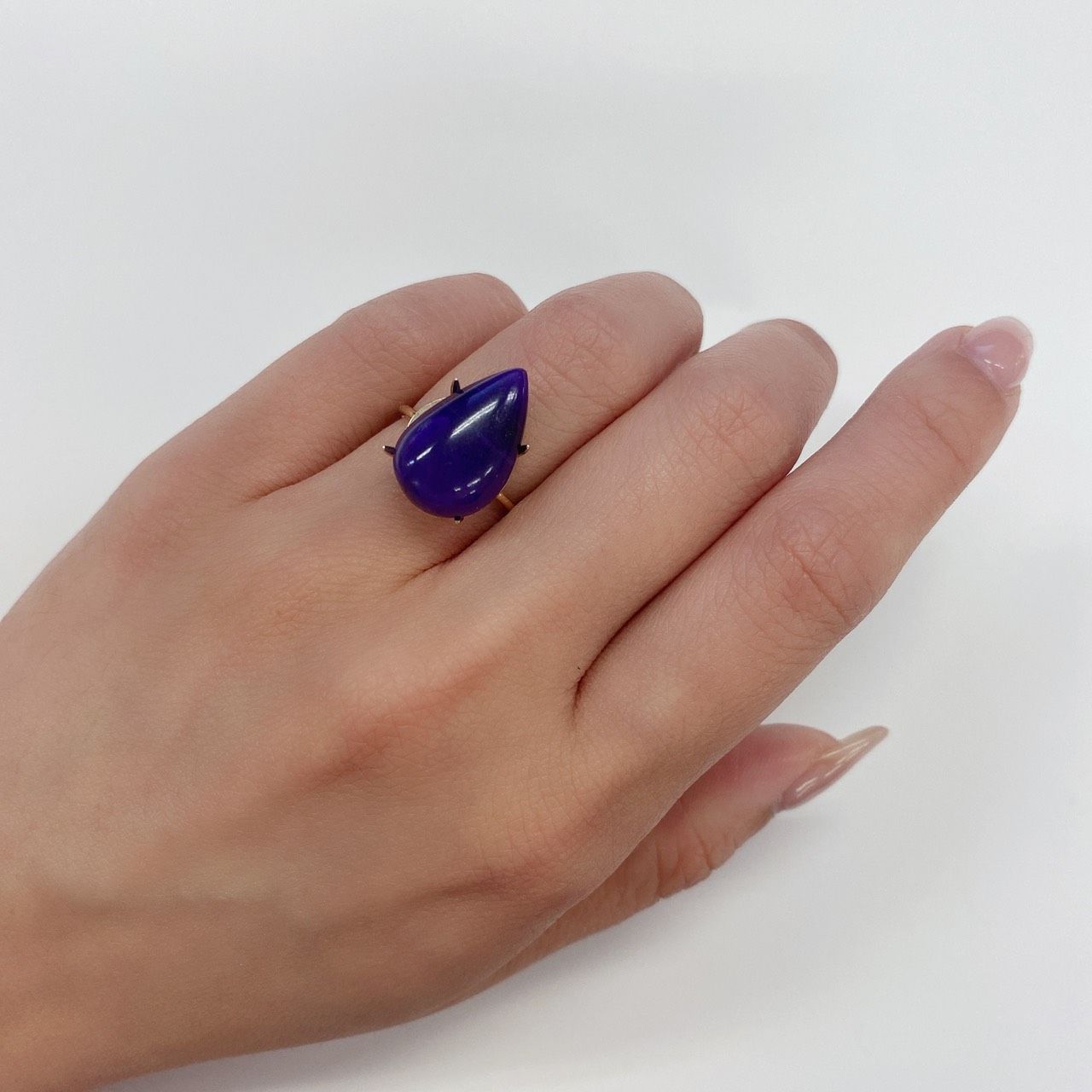 スギライト 南アフリカ産 ルース 9.04ct[210611179]17.8×11.5mm前後
