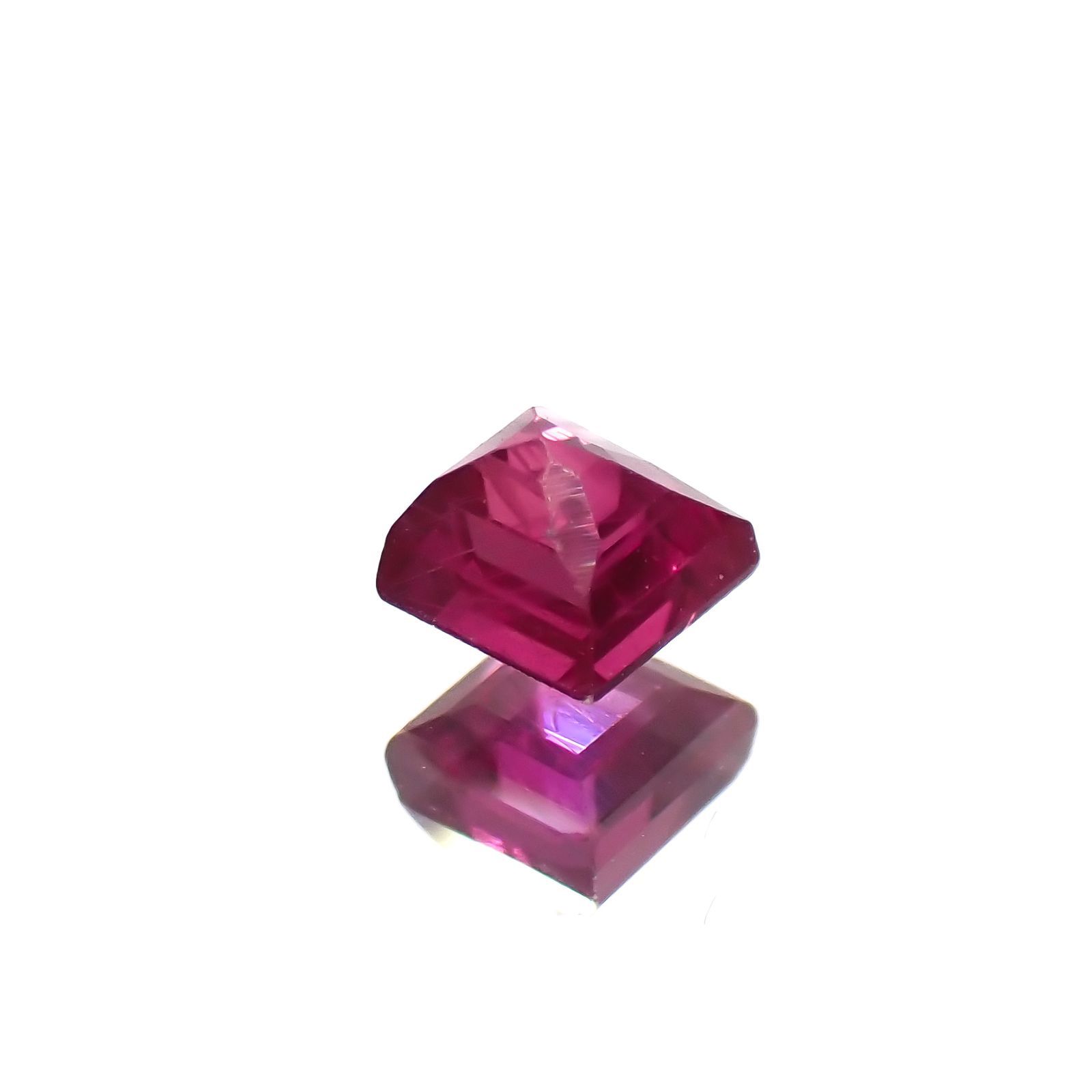 ルビー タイ/ビルマ産 0.25ct[220616362]2.8x2.8mm前後