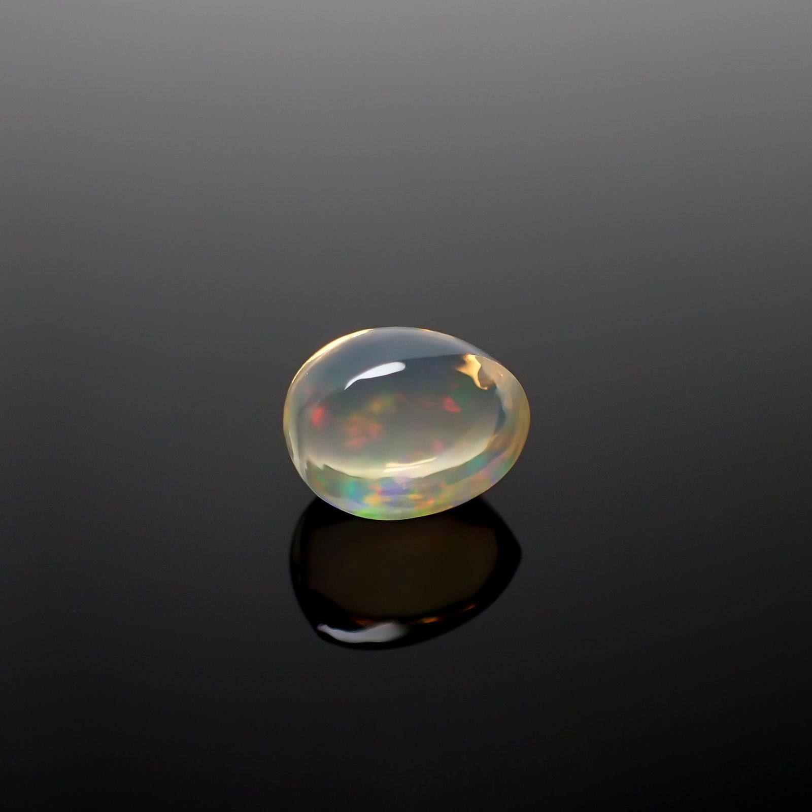 メキシコオパール(宝石名オパール) メキシコ産 ソ付(彩珠) 2.100ct / 8.8x6.2mm前後 [210712138]