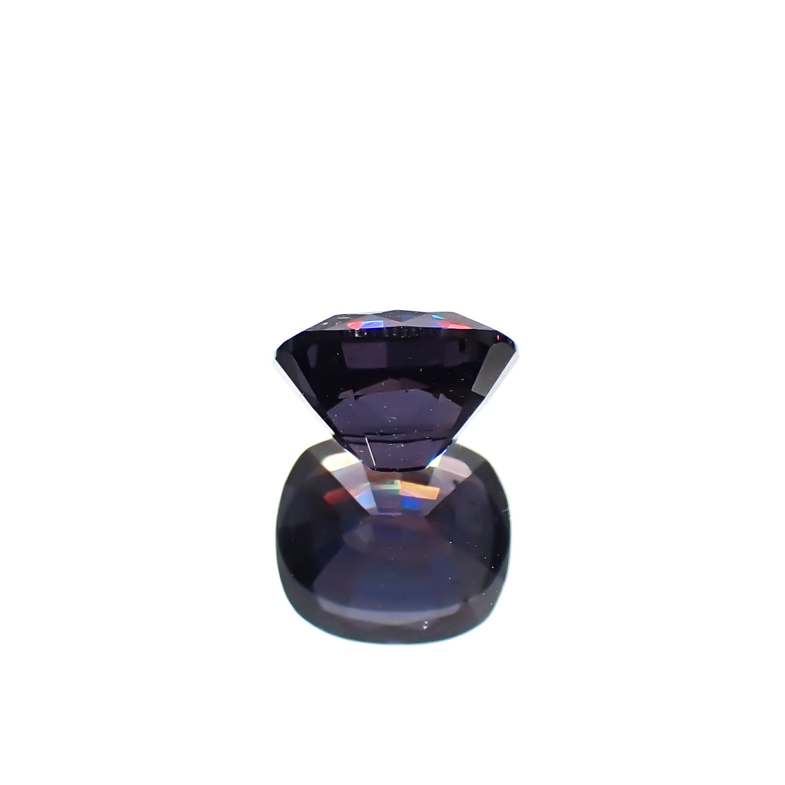 ベキリーブルーガーネット（カラーチェンジガーネット アレキタイプ） マダガスカル・ベキリー産 0.90ct[240628288]5.8x5.2mm前後