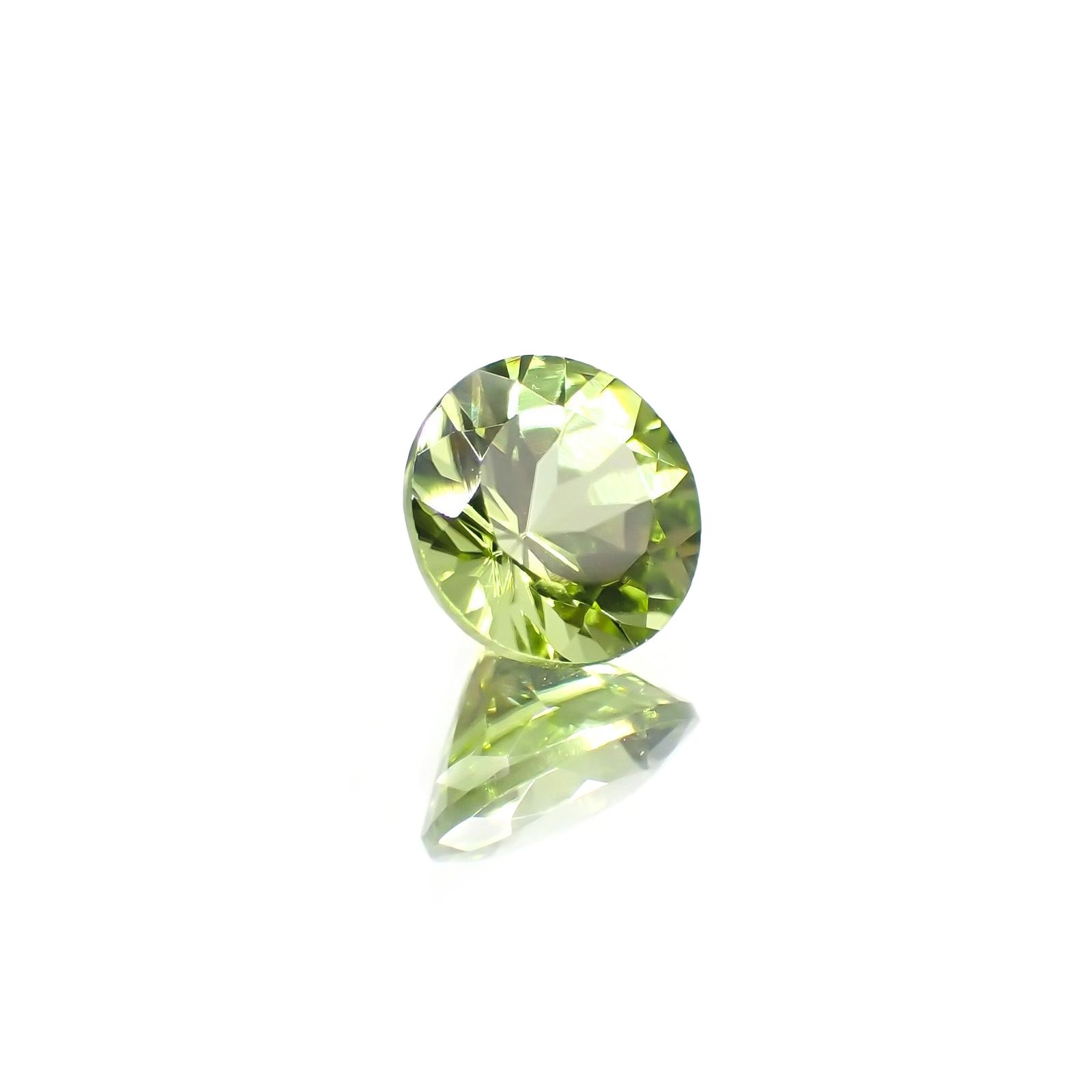 ペリドット(宝石名ペリドット) パキスタン産 識別済 1.10ct / 6.4x6.4mm前後 [210813070]