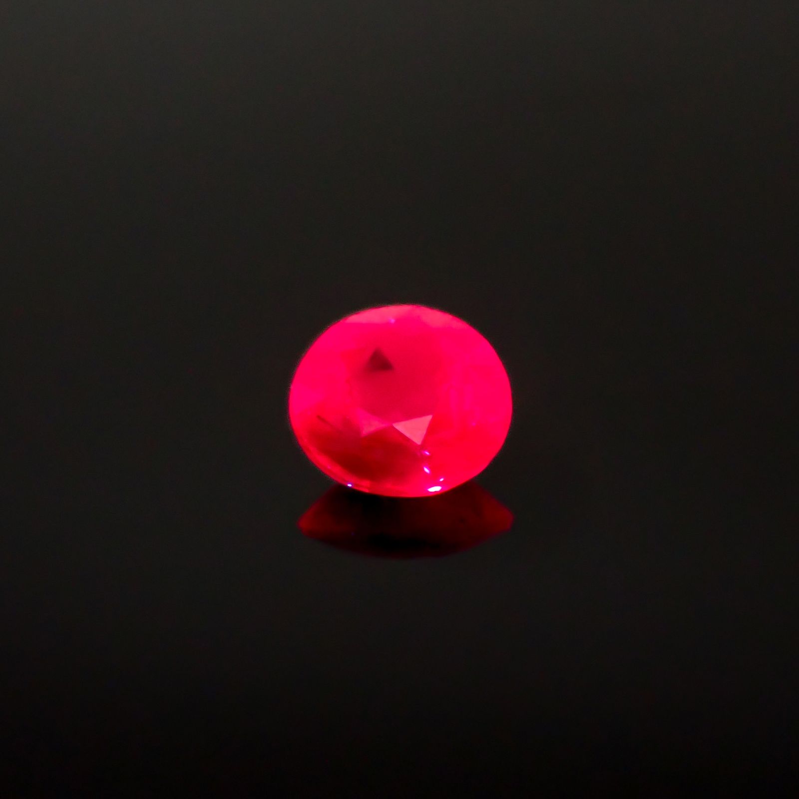 ルビー 非加熱 ビルマ産 0.48ct[240628054]4.8x4.8mm前後
