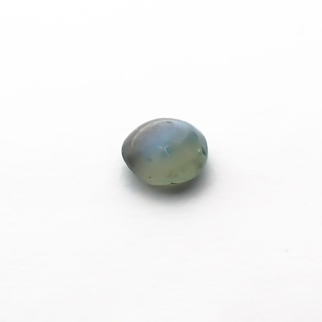 アレキサンドライトキャッツアイ(宝石名アレキサンドライト・キャッツアイ) インド産 0.15ct 識別済[210610795]3×3mm前後