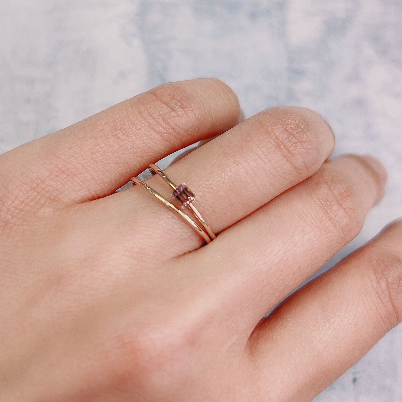バイカラーサファイア(宝石名バイカラー・サファイア)タンザニア・ソンゲア鉱山産 0.22ct 識別済[220717149]3.3x2.8mm前後