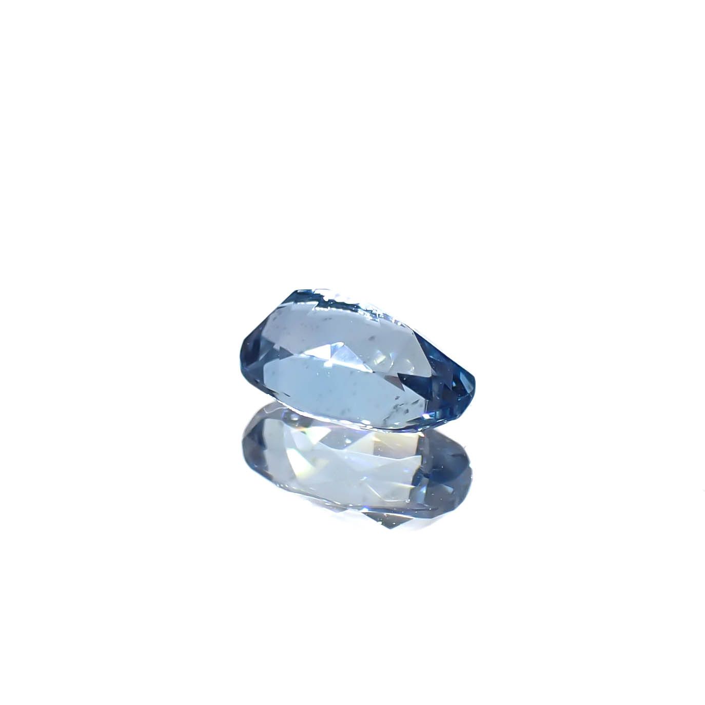 タトゥーアクアマリン ブラジル・ミナスジェライス州タトゥー鉱山産 0.52ct[240929122]6.5x4.4mm前後