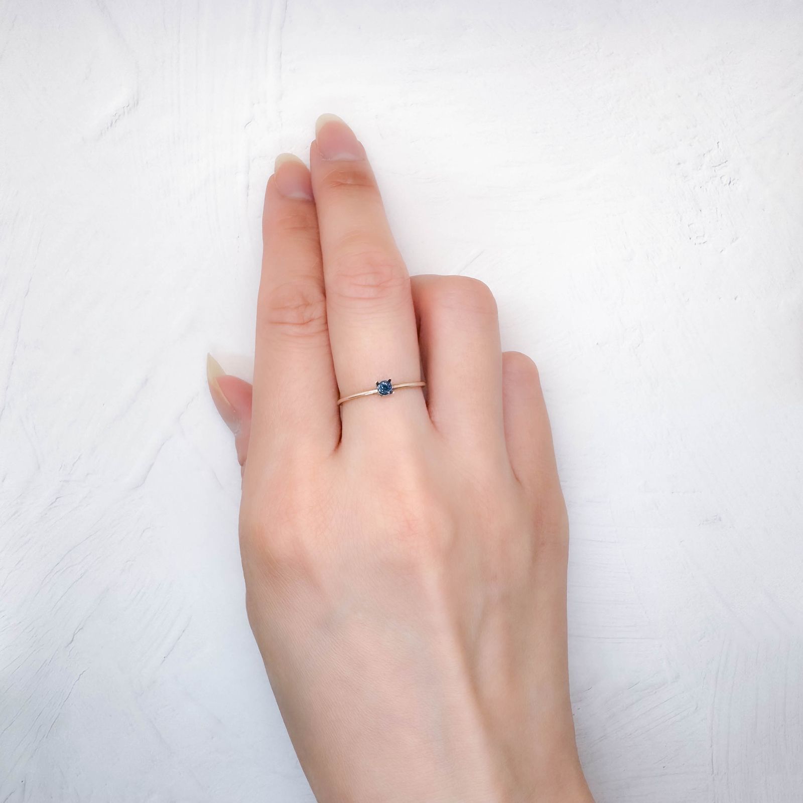 ガーナイト ナイジェリア産 0.11ct / 2.7x2.7mm前後 [250730660]