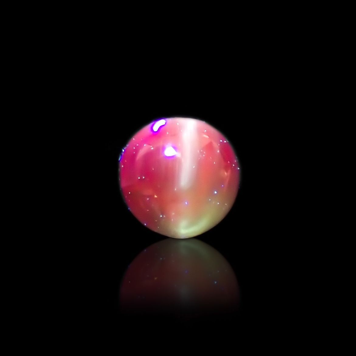 アレキサンドライトキャッツアイ インド産 0.18ct[220114072]3.1x3mm前後