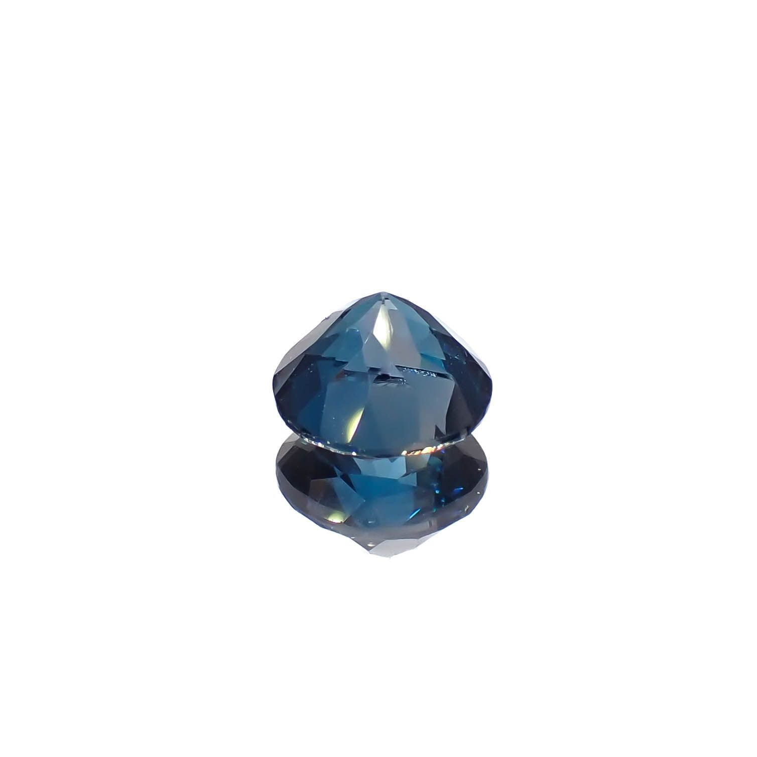 ロンドンブルートパーズ　2.75カラット ロンドンブルートパーズ ブラジル産 2.40ct[240326789]7.9x7.9mm