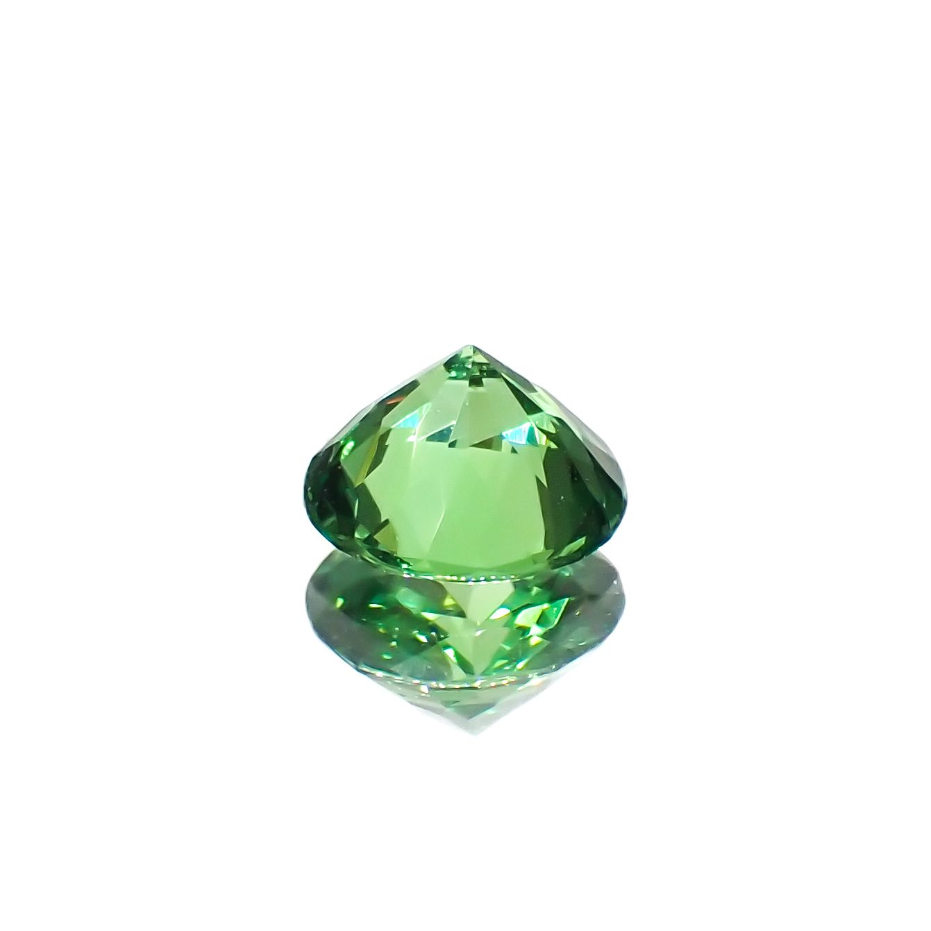 タンザニア産：ツァボライト ツァボライト タンザニア産 0.57ct[231023563]5.3x5.2mm前後