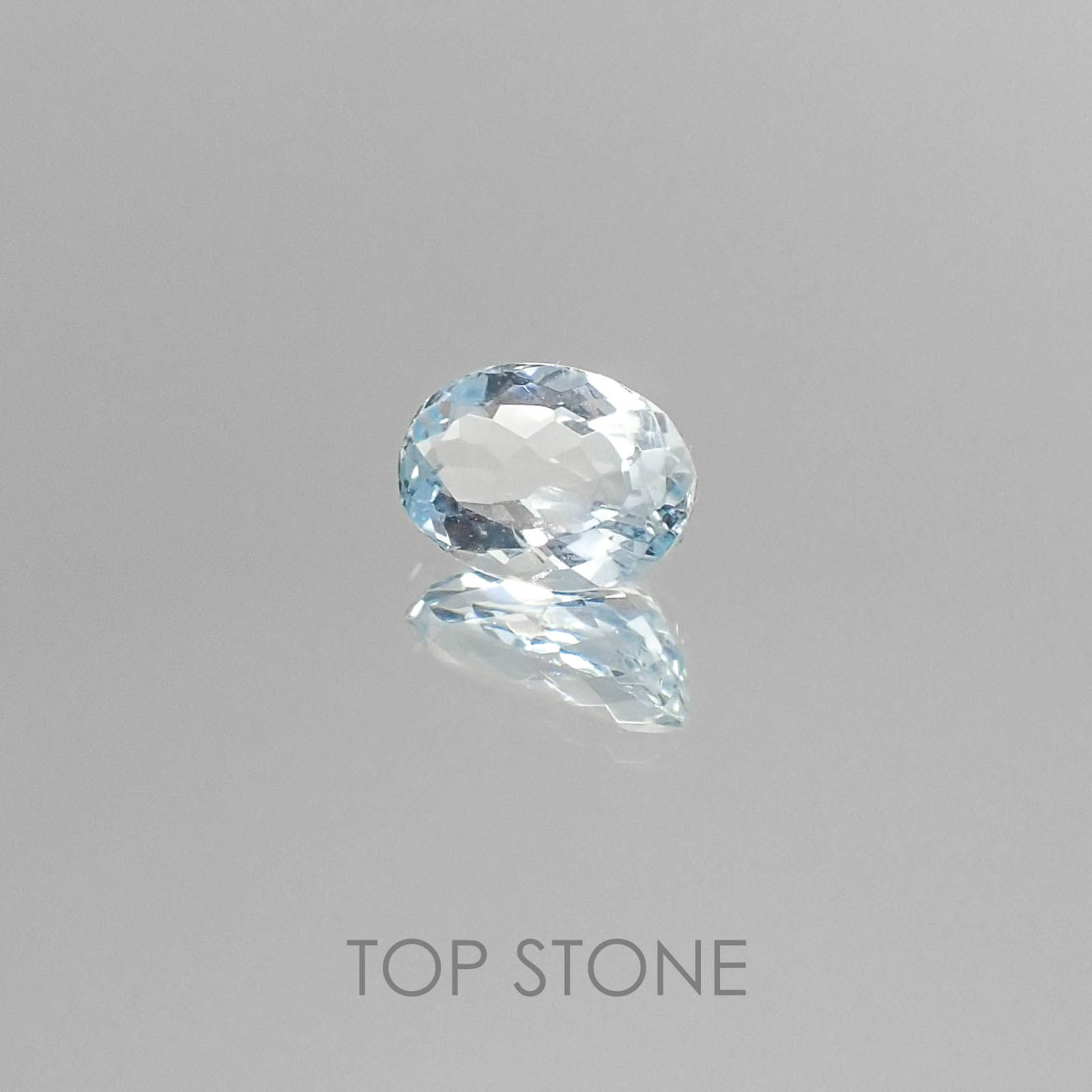 アクアマリン(宝石名アクアマリン) ブラジル産 0.59ct 識別済[20073469]6.7×4.4mm前後