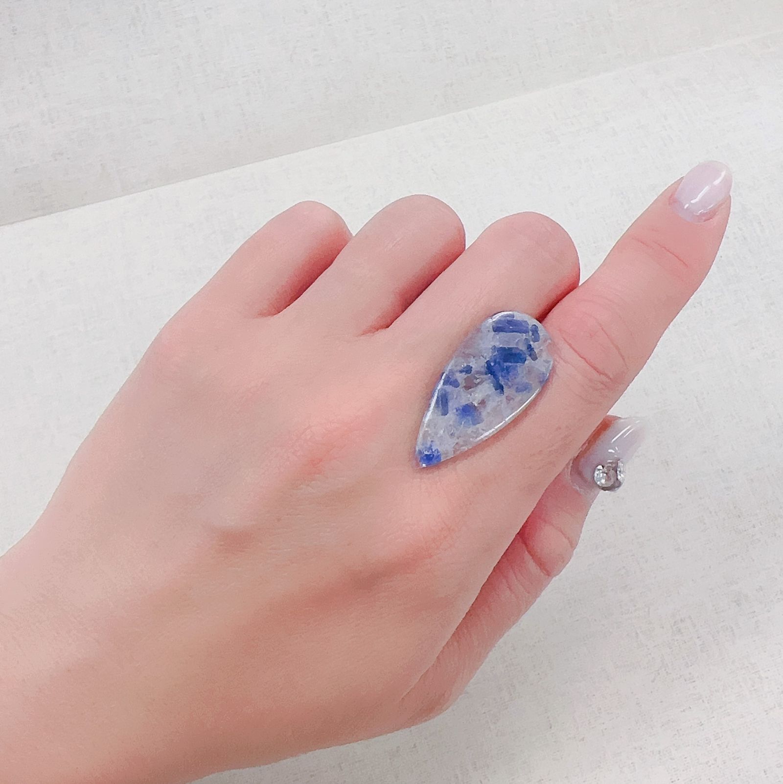 カイヤナイトインクォーツ ブラジル産 14.18ct[230421613]31x14.3mm前後