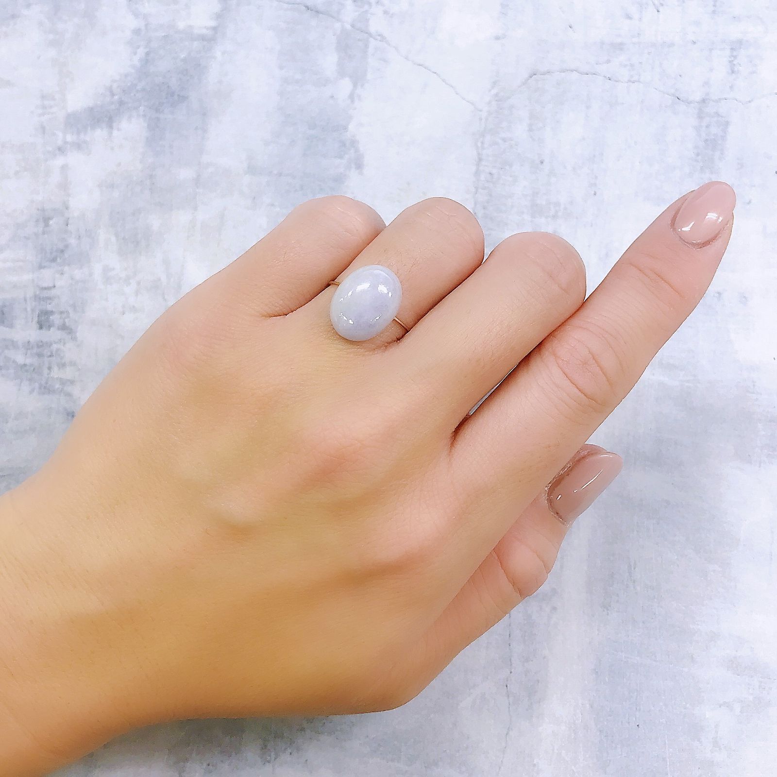 ラベンダー翡翠 ビルマ産 7.80ct[221219373]14.2x11mm前後