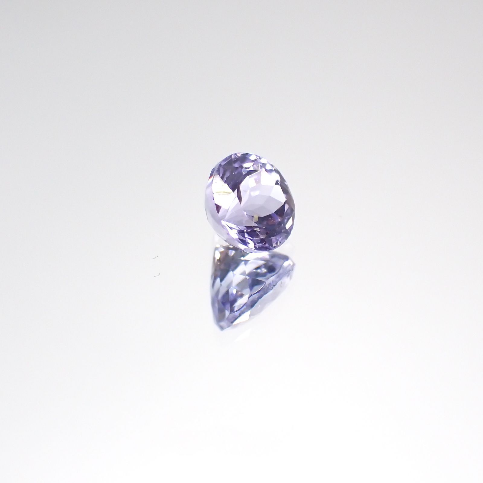 ラベンダーゾイサイト(宝石名ゾイサイト)タンザニア産 0.61ct 識別済[230622413]4.9x4.9mm前後