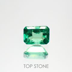 エメラルド(宝石名エメラルド) コロンビア産 0.24ct 識別済[20042280]4.5×3.1mm前後
