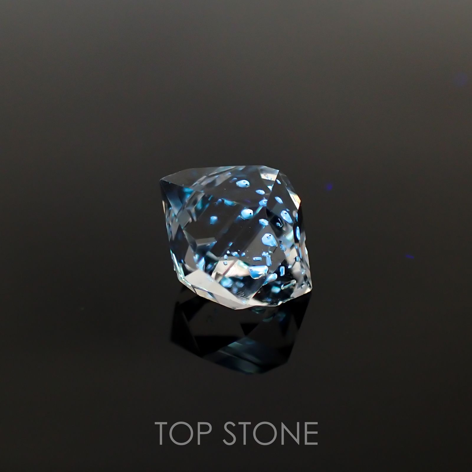 オイルインクォーツ パキスタン産 原石・結晶 3.76ct[210611074]11.5×8.2mm前後