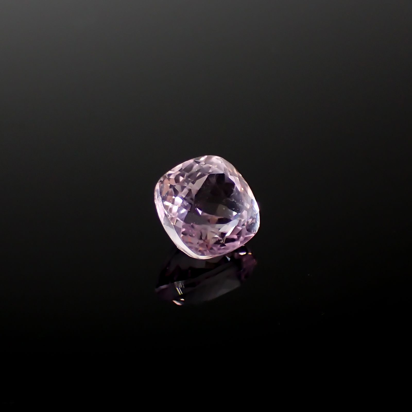 クンツァイト アフガニスタン産 1.98ct[240125360]7x7mm前後