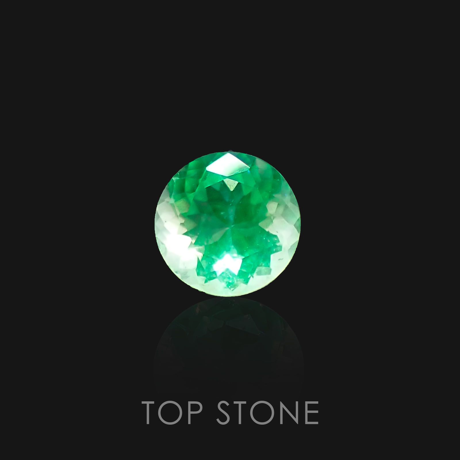 ハイアライトオパール メキシコ産 ルース 0.62ct[20085254]6.1×6.1mm前後