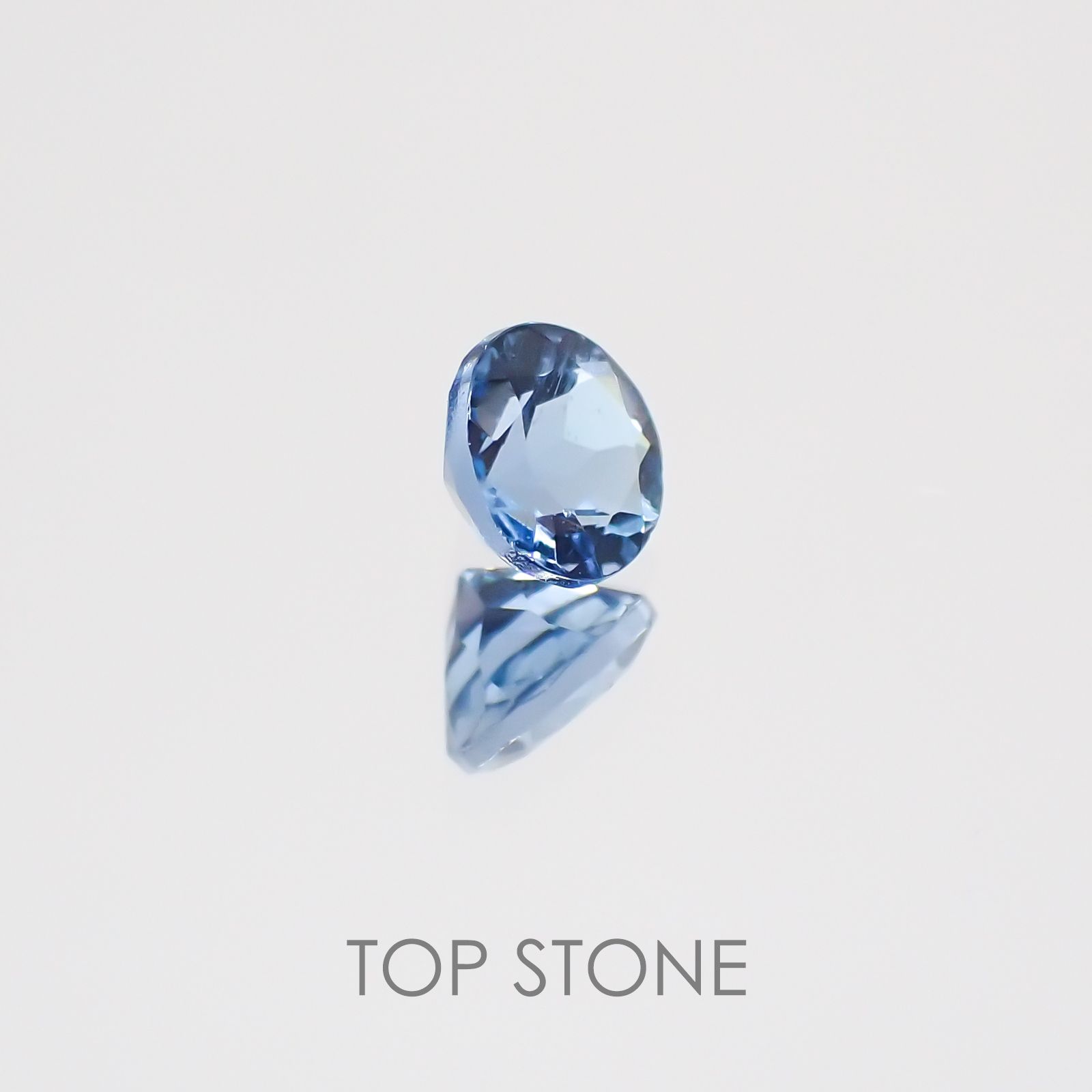 サンタマリア アクアマリン ブラジル・サンタマリア鉱山産 ルース 0.24ct[21029125]4×4mm前後