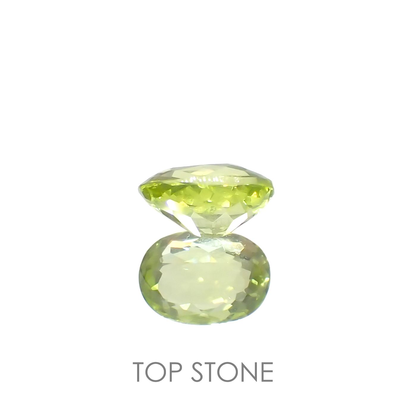 グリーンエンスタタイト(宝石名グリーン・エンスタタイト)カメルーン産 0.41ct 識別済[220917602]5.4x3.9mm前後