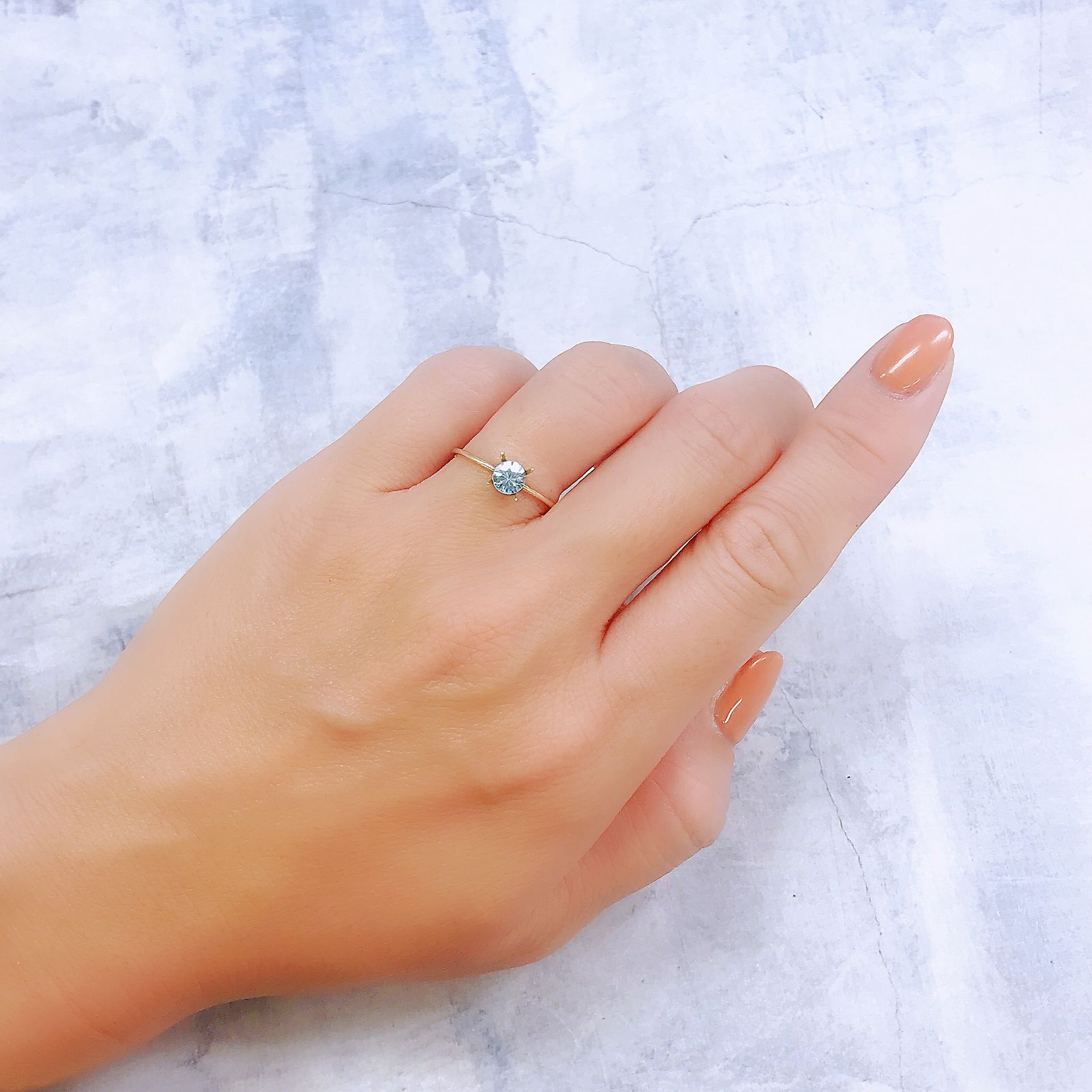 アイスブルージルコン カンボジア産 0.60ct[221018649]4.9x4.8mm前後