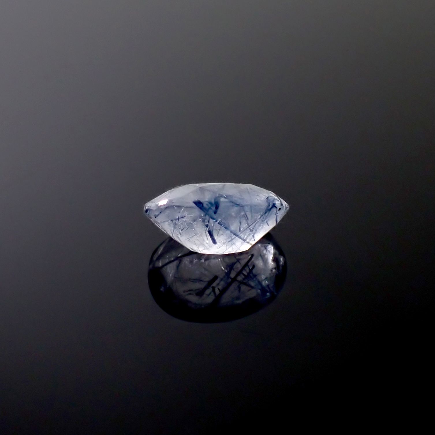 インディゴライトインクォーツ ブラジル産 3.14ct [241229601]11.6x8.7mm前後
