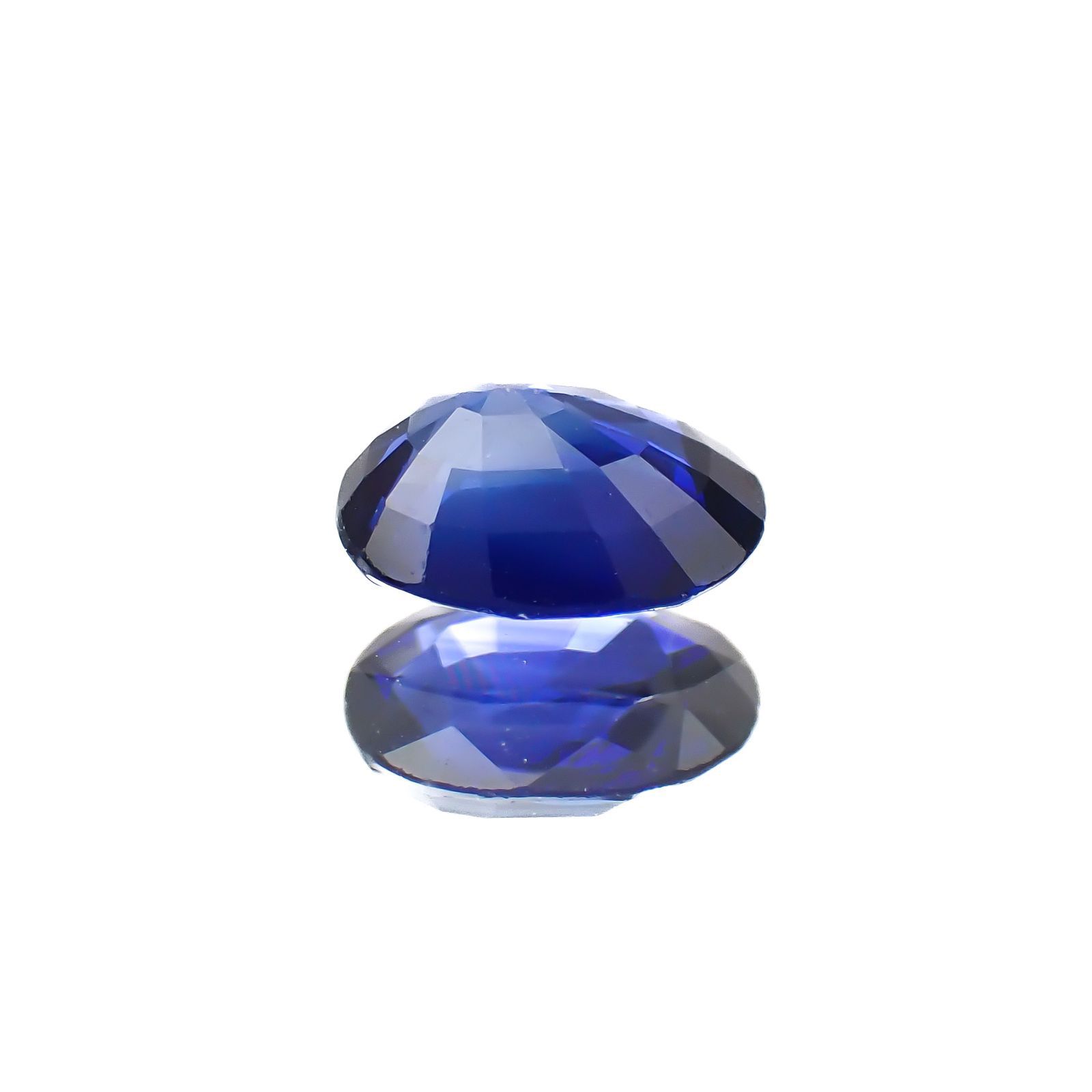 サファイア(宝石名サファイア)スリランカ/マダガスカル産 0.68ct 識別済[220917645]5.9x4.8mm前後