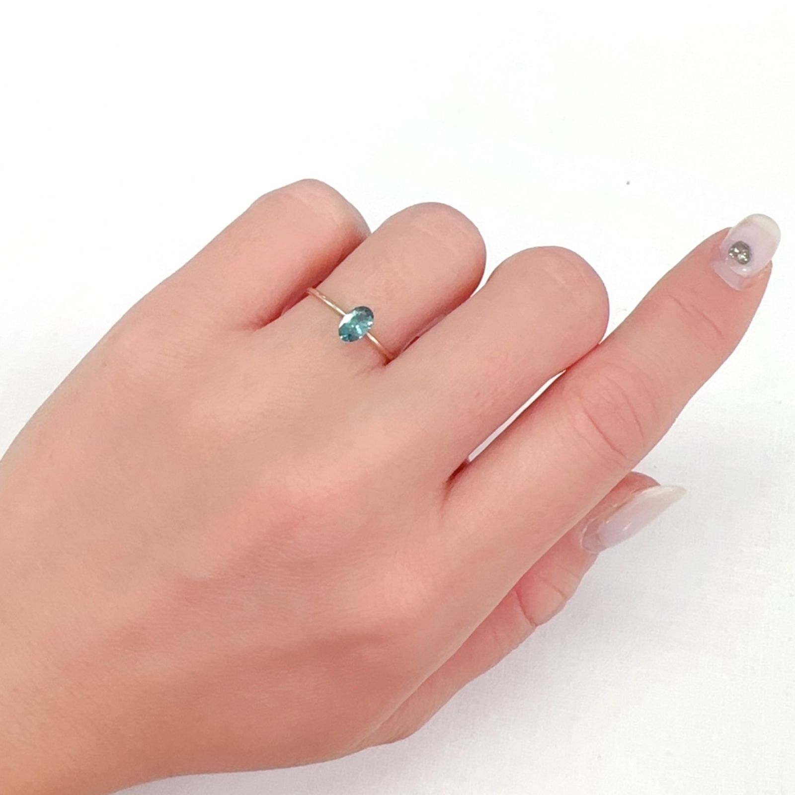 ブルーグリーンコーネルピン タンザニア産 0.42ct[231224507]5.9x3.9mm前後