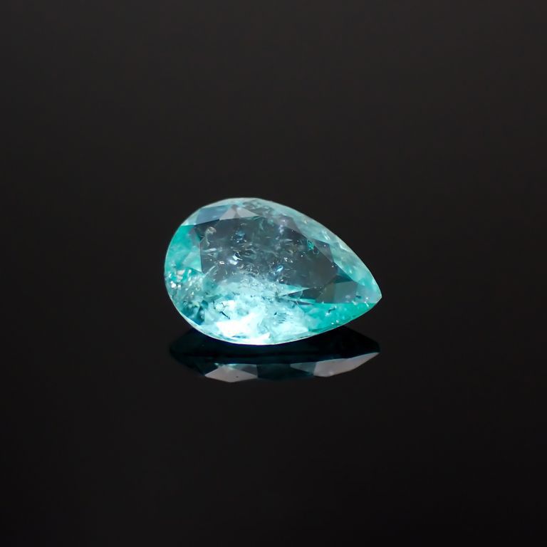 パライバトルマリン(宝石名トルマリン/別名パライバ・トルマリン)ブラジル・キントス鉱山産 0.514ct ソ付(宝貴協)[221018832]6.8x5mm前後