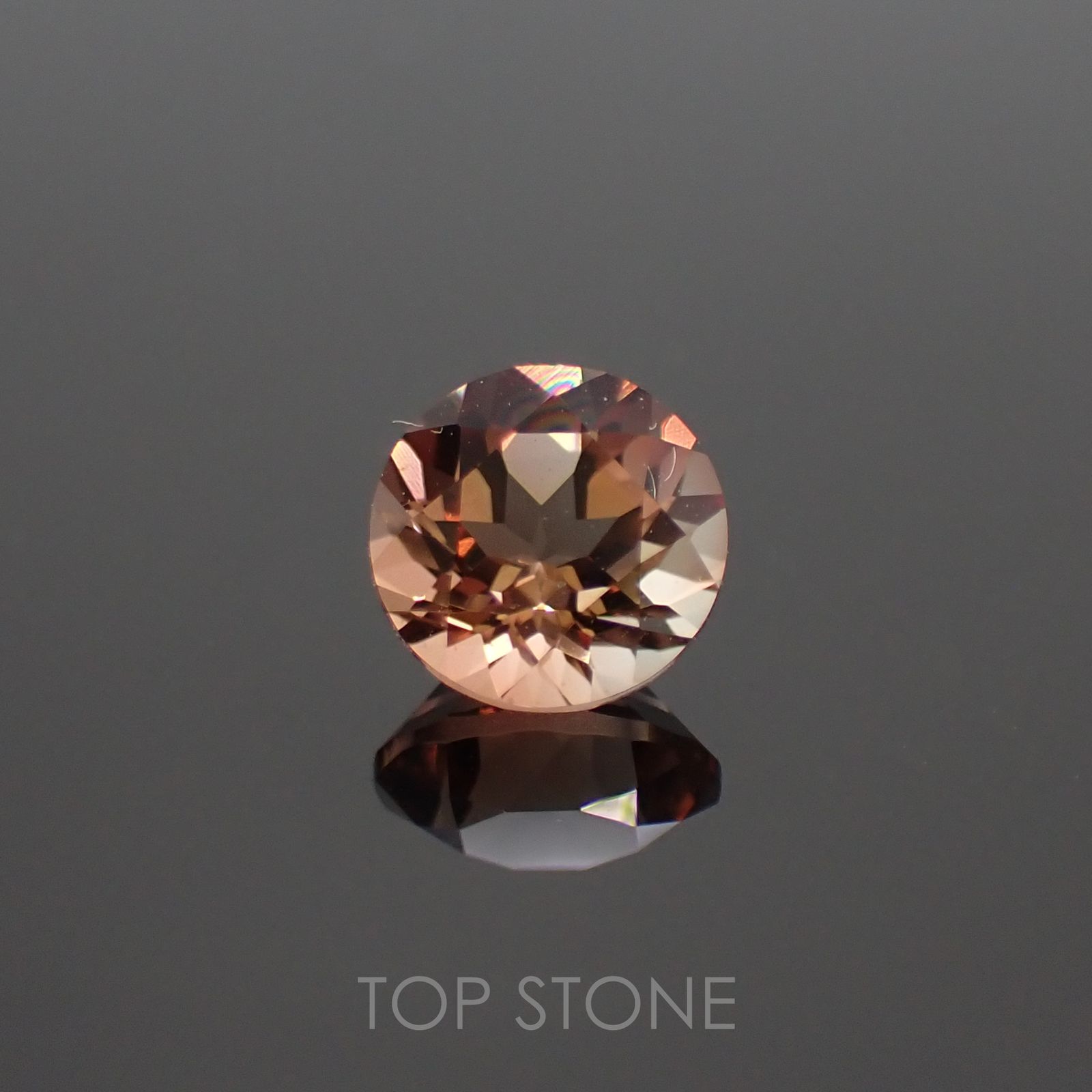 オレゴンサンストーン(宝石名ラブラドライト) アメリカ・オレゴン州産 0.87ct 識別済[21018889]6.1×6.1mm前後