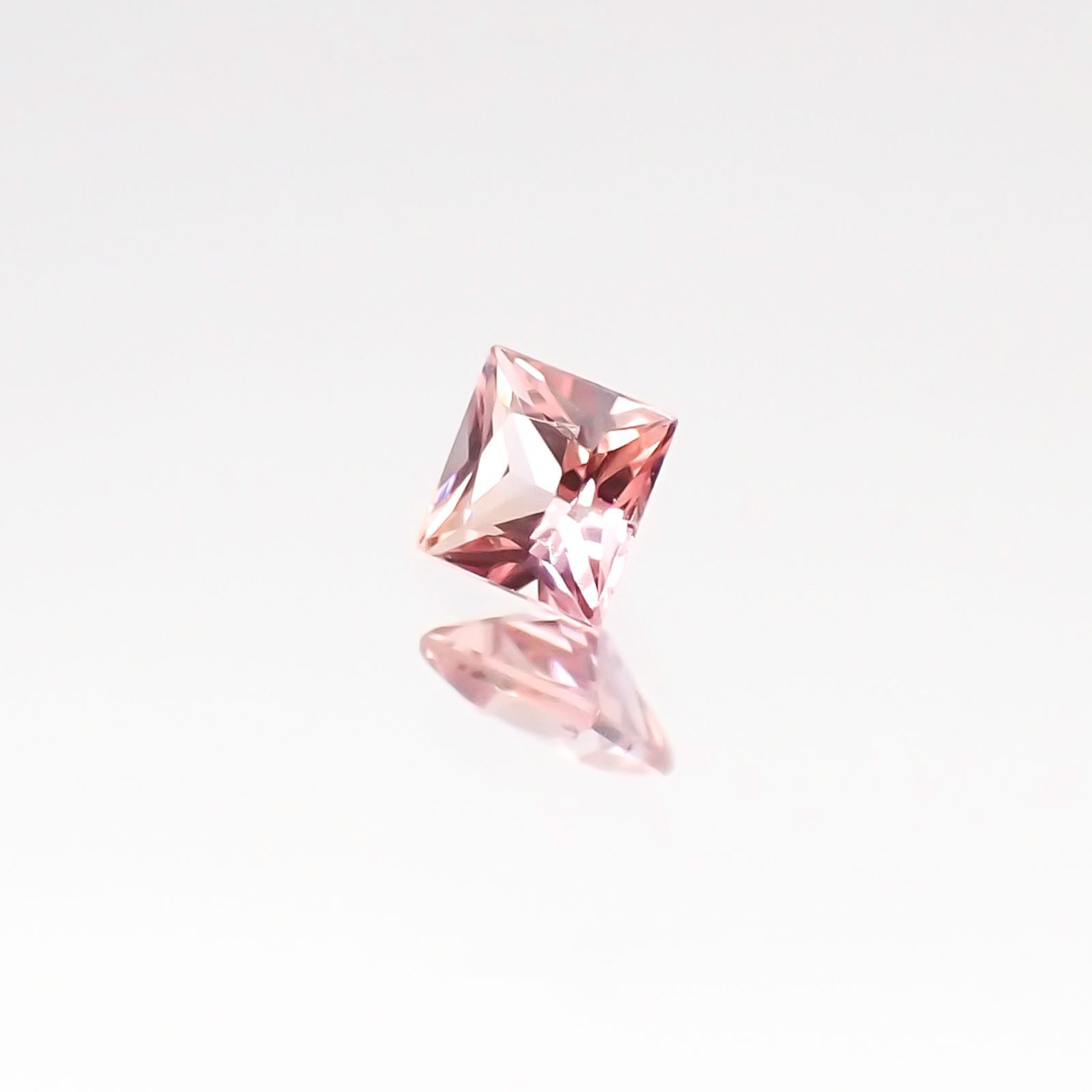 ◇プリンセスカット◇パパラチャサファイア スリランカ産 ルース 0.095ct ソーティング付き[20106949]2.45×2.44mm前後