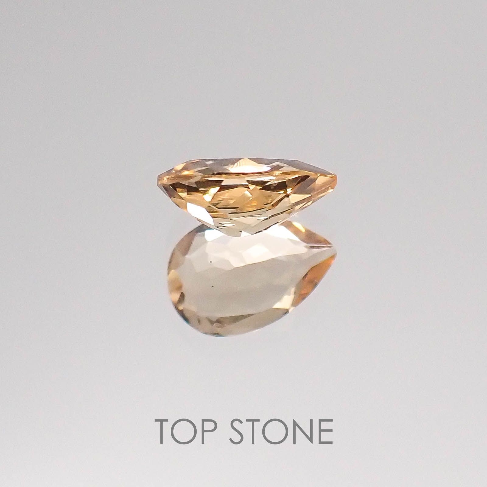 インペリアルトパーズ ブラジル産 ルース 0.47ct[20084376]6.3×4.3mm前後
