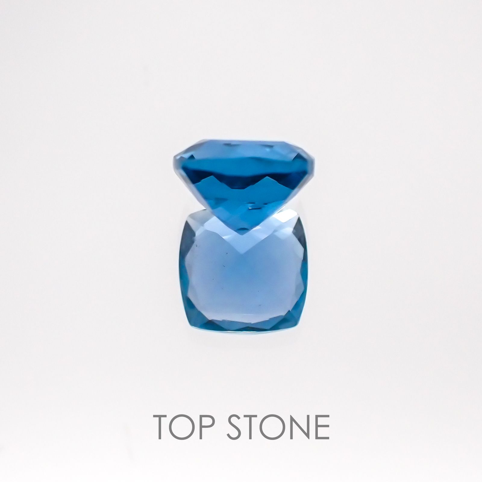 カラーチェンジフローライト ブラジル産 ルース 1.23ct[20127807]6.3×6.2mm前後