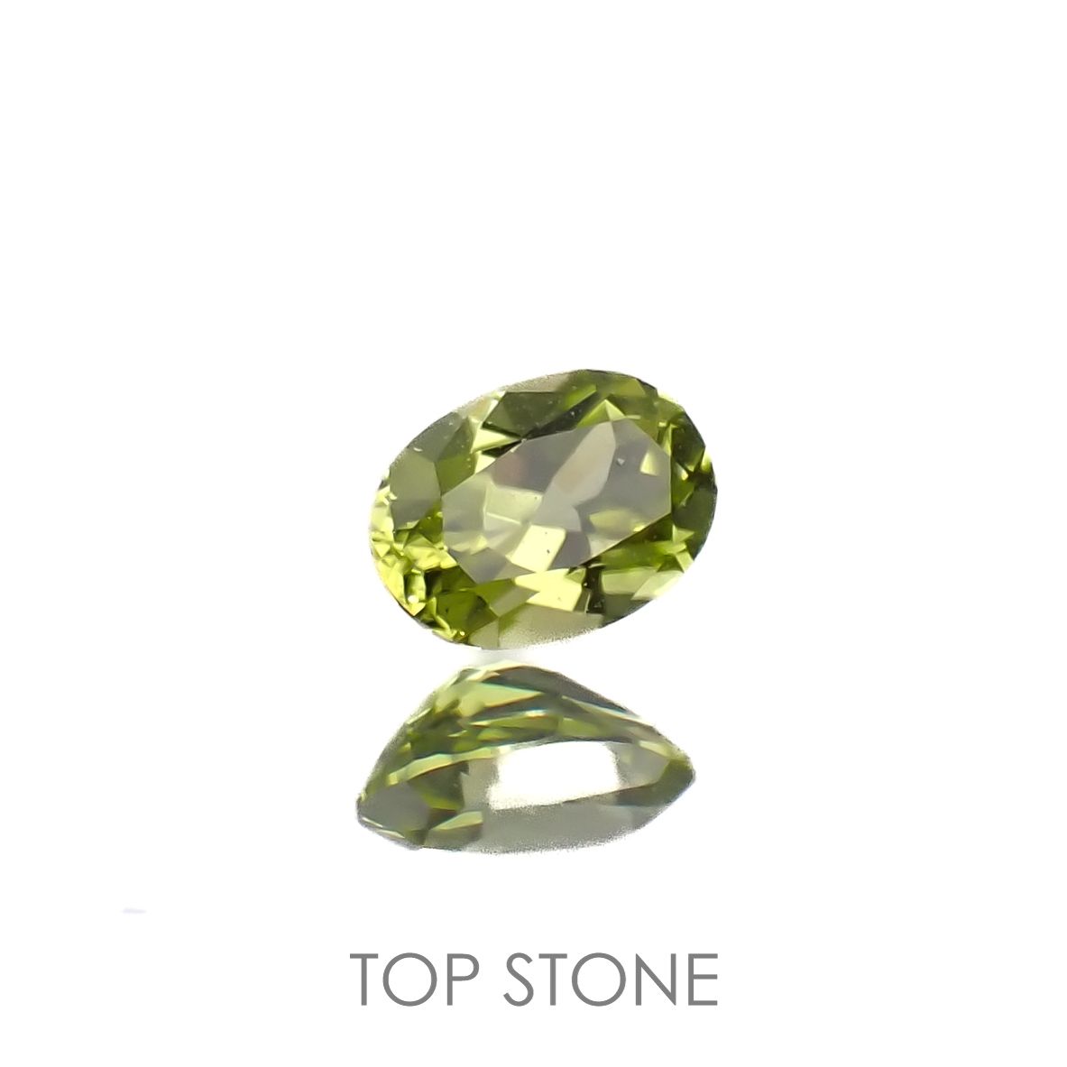 パラサイティックペリドット(宝石名ペリドット)採取地：ロシア 0.23ct 識別済[220616240]4.6x3.2mm前後