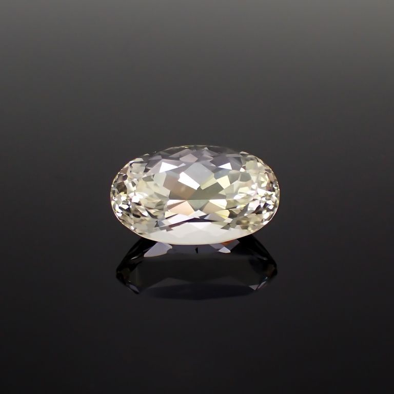 イエロースポジュミン フルオレッセンス(宝石名スポジュミン)アフガニスタン産 13.110ct ソ付[221018474]18.1x10.8mm前後
