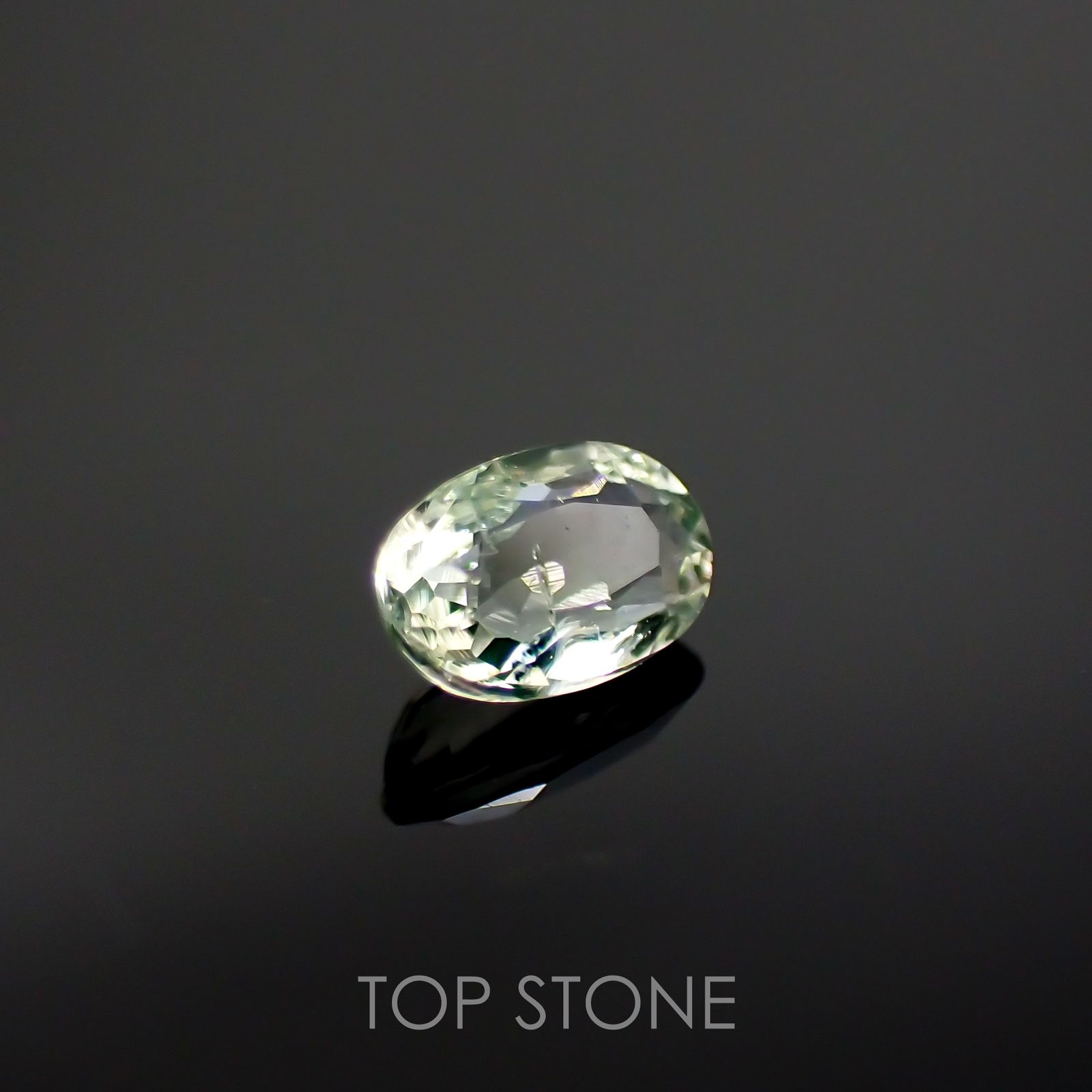 ハイアライトオパール(宝石名オパール) メキシコ産 0.182ct ソ付(彩珠)[210712054]4.7×3mm前後