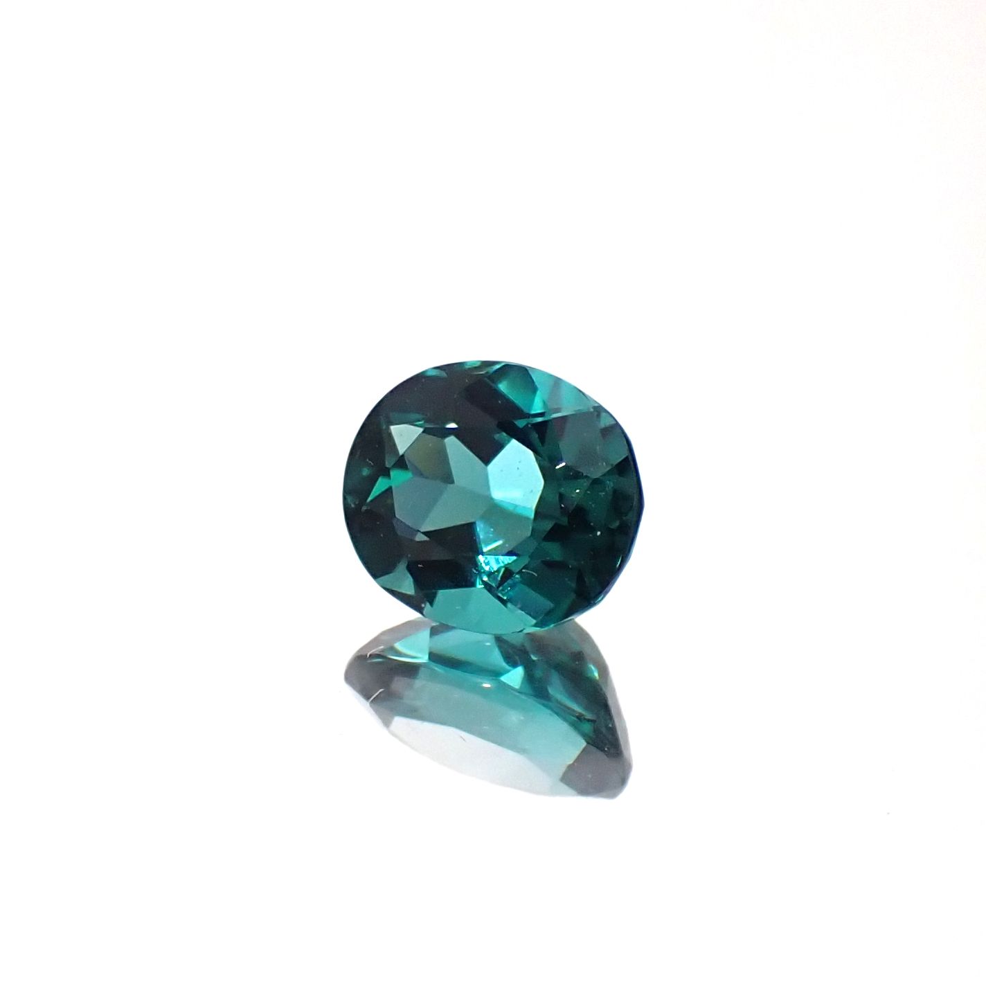 ブルーグリーントルマリン ブラジル産 0.73ct[230923530]6.1x5.1mm前後